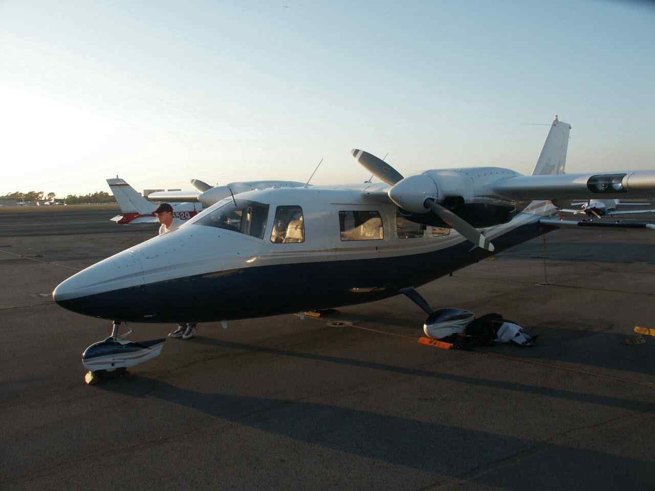 Partenavia P 68